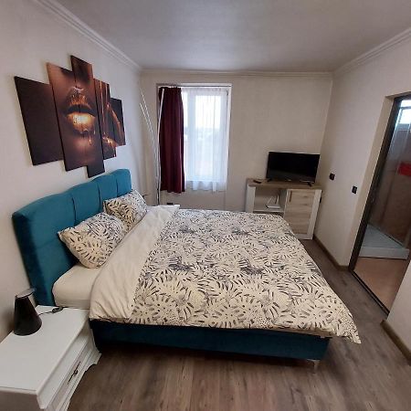 Apartment First December Oradea Luaran gambar